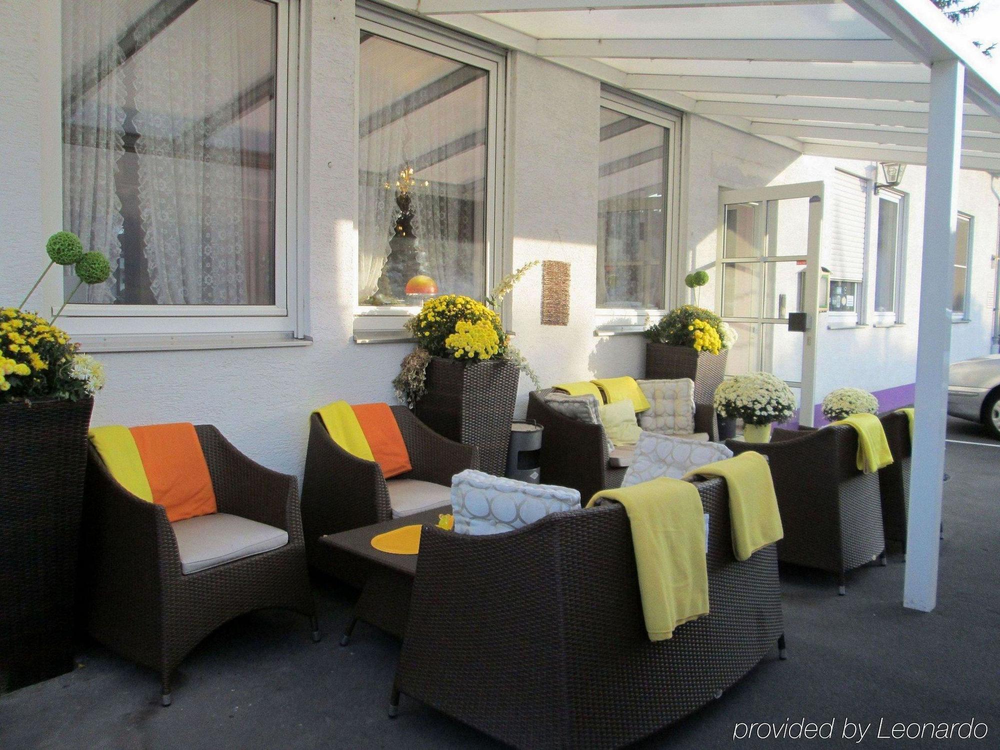 Hotel Attaché Raunheim Extérieur photo
